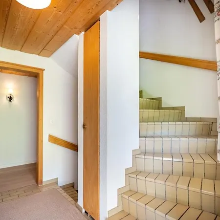 Mit Seeblick Villa *